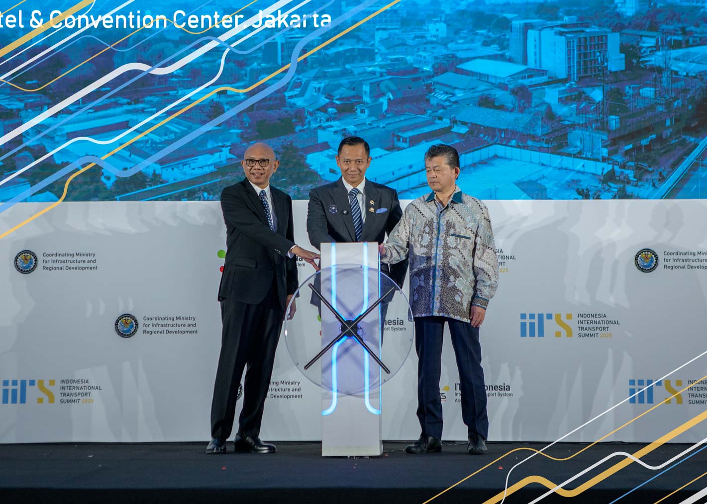 International transport summit event hall - mobile optimized